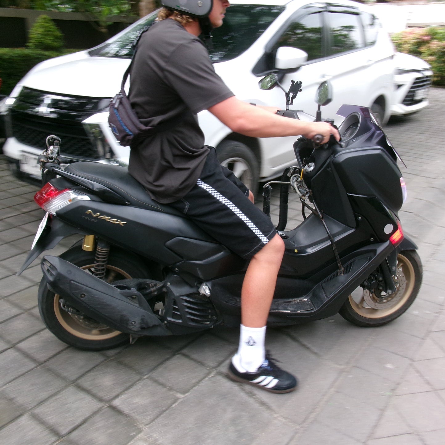URBAN BAGGY JORT